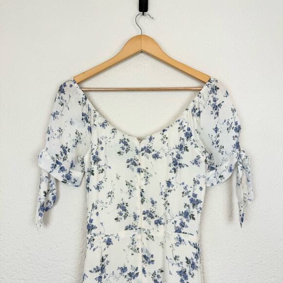 Reformation Meredith Maxi Dress in White Blue Floral Madeline Print - Picture 11 of 12